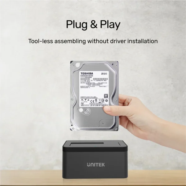 UNITEK USB3.0 to SATA6G Docking Station Supports 2.5"/3.5" HDD/SSD Hot Swappable - Image 7